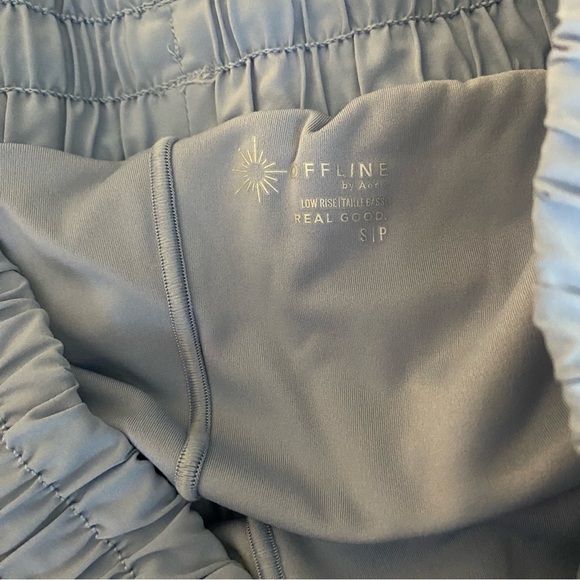 Offline by aerie hot stuff short - Picture 2 of 3